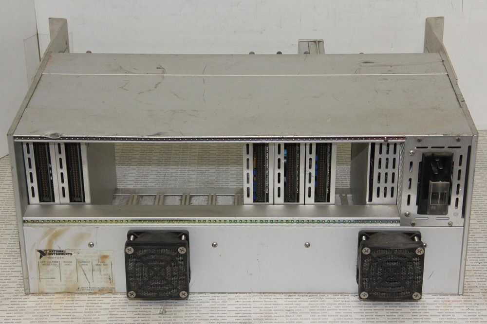 NATIONAL INSTRUMENTS SCXI-1001 Mainframe with 6 Modules