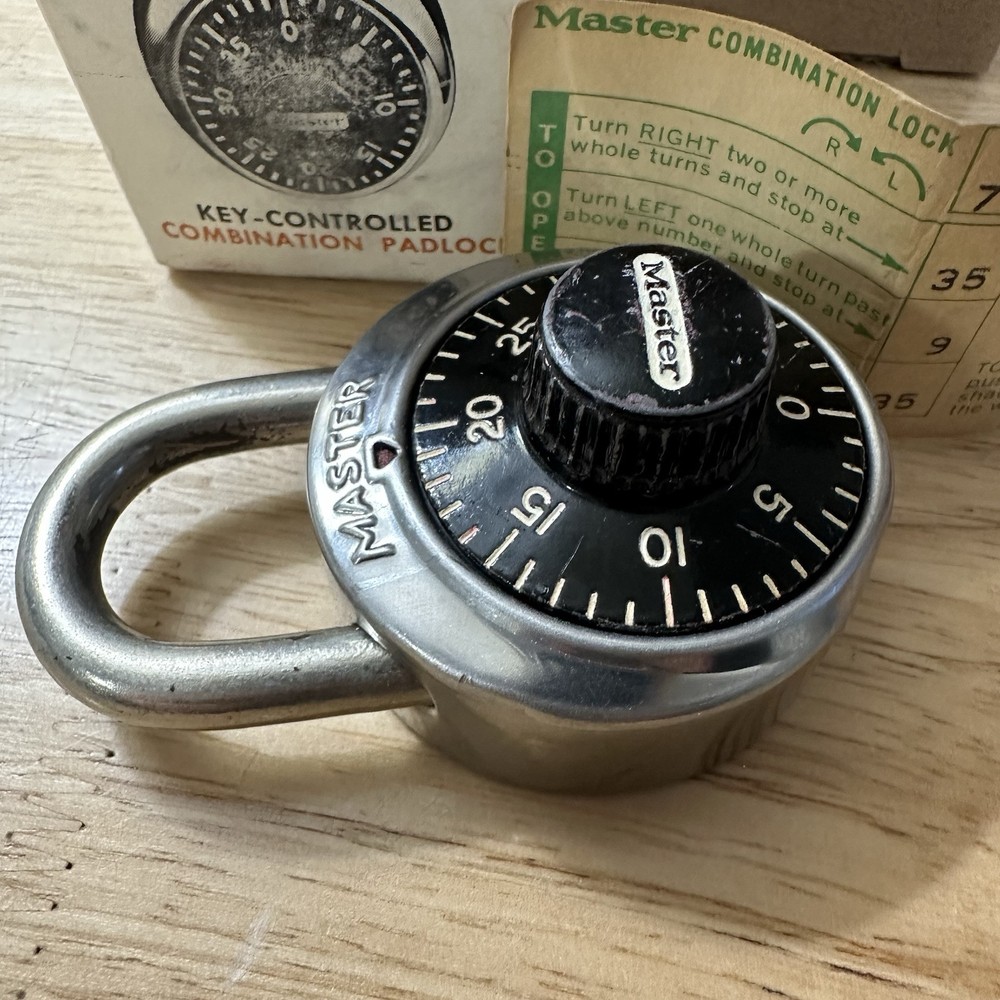 1 Master Lock 1525 Locker Padlock Combination Dial No Key