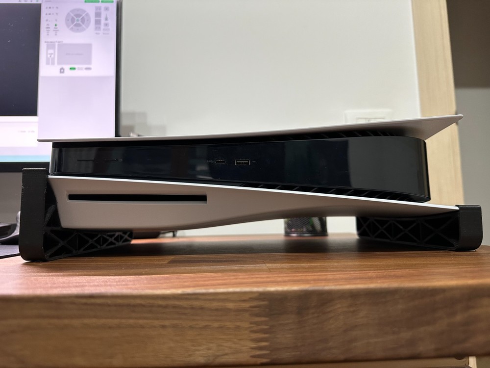 PS5 Console Riser Stand Base – Space-Saving Cooling Support for PlayStation 5