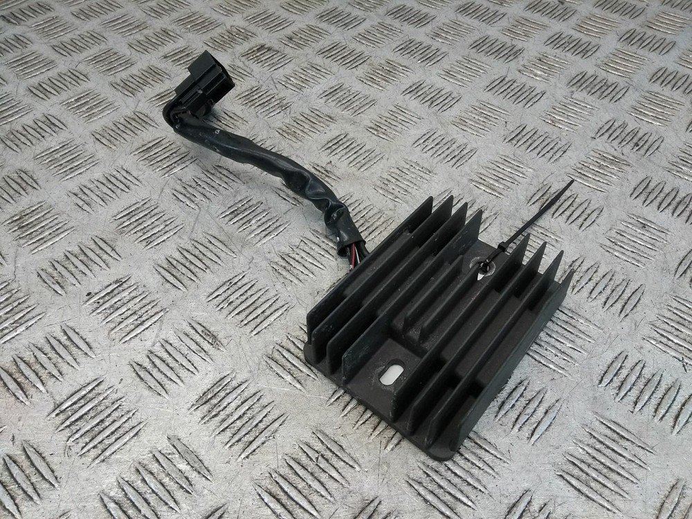 2014 SUZUKI SFV650  RECTIFIER REGULATOR