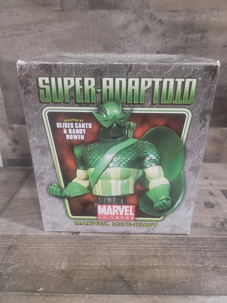 Marvel Bowen Super Adaptoid #650/1000