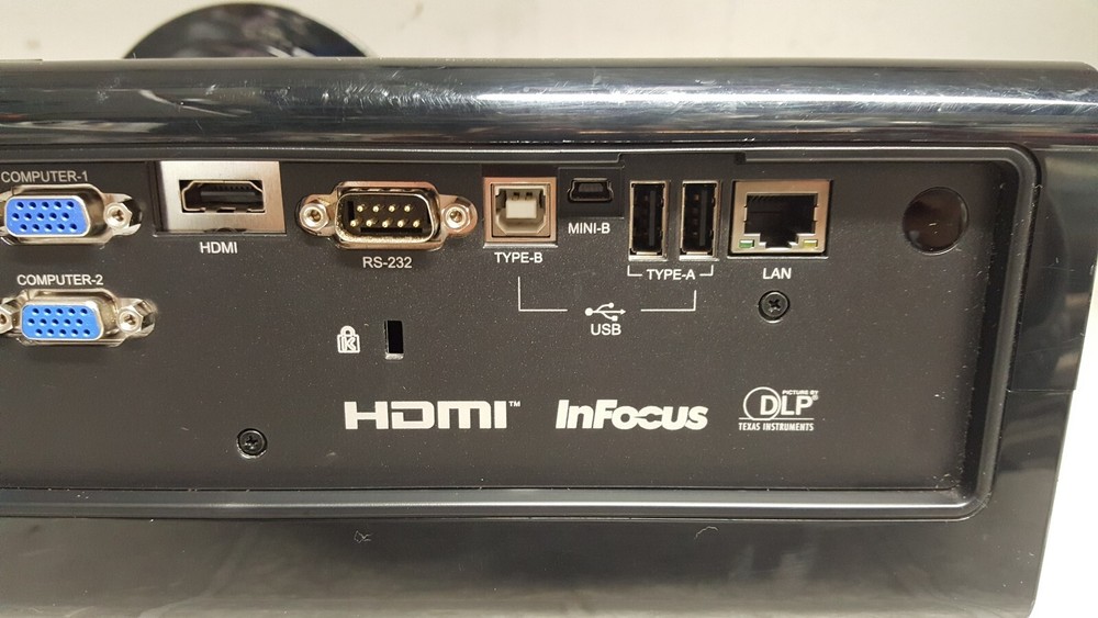 InFocus IN3926 Projector ONLY 517 Lamp Hours