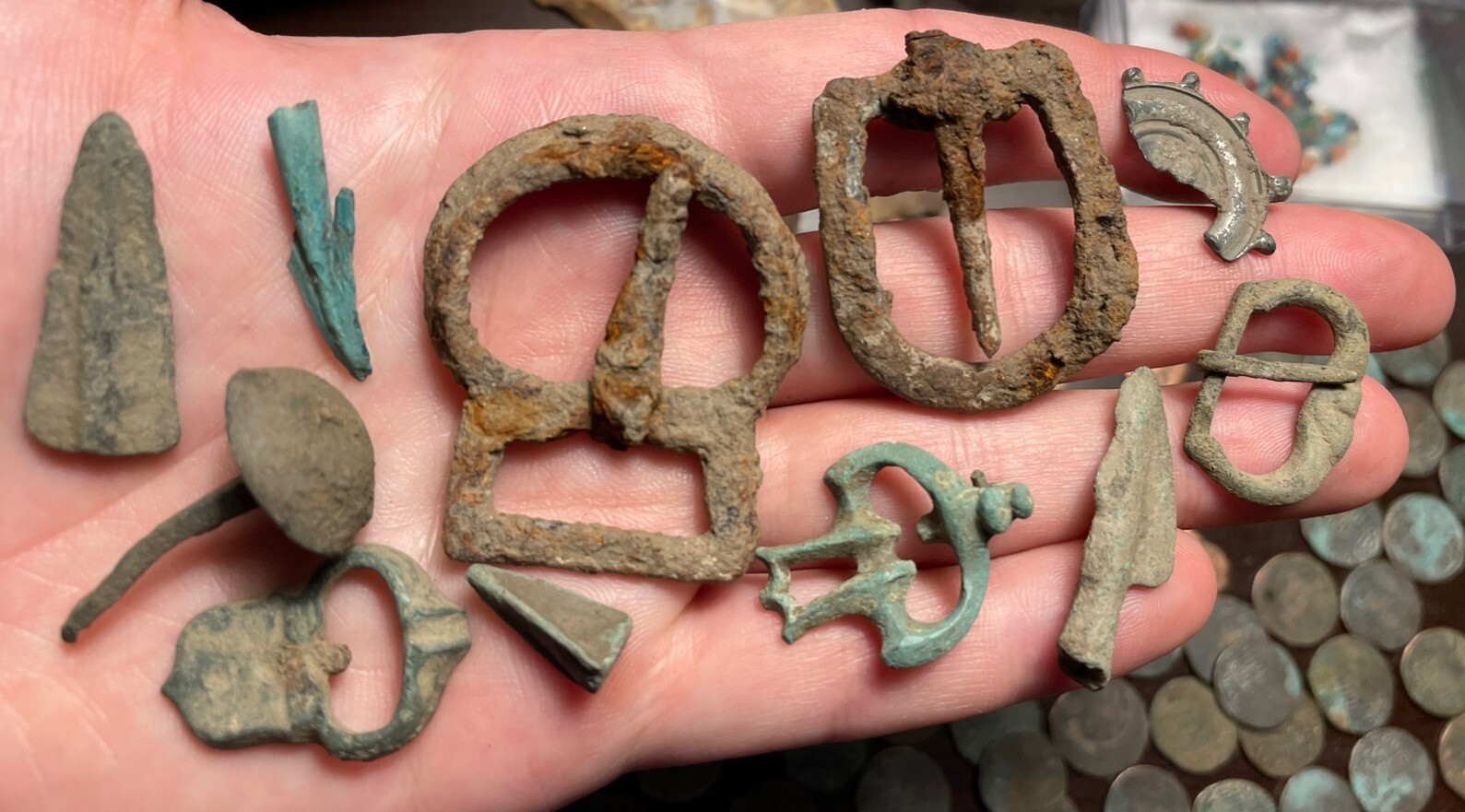 ~~10 AUTHENTIC Assorted Ancient & Medieval Historical Archaeological Artifacts~~