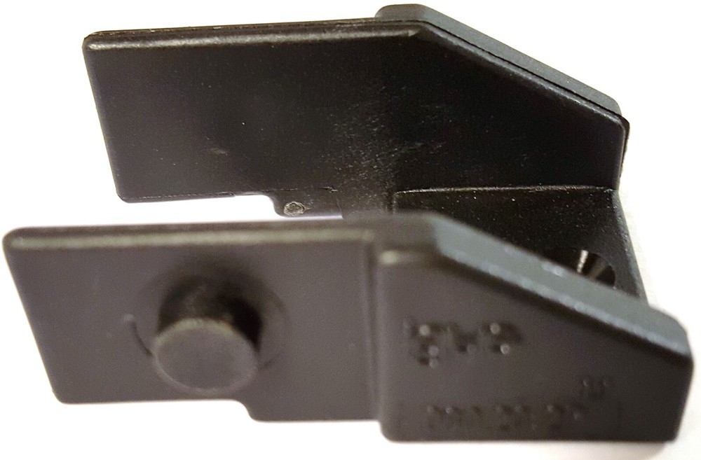 IGUS 080.20.2P mounting bracket