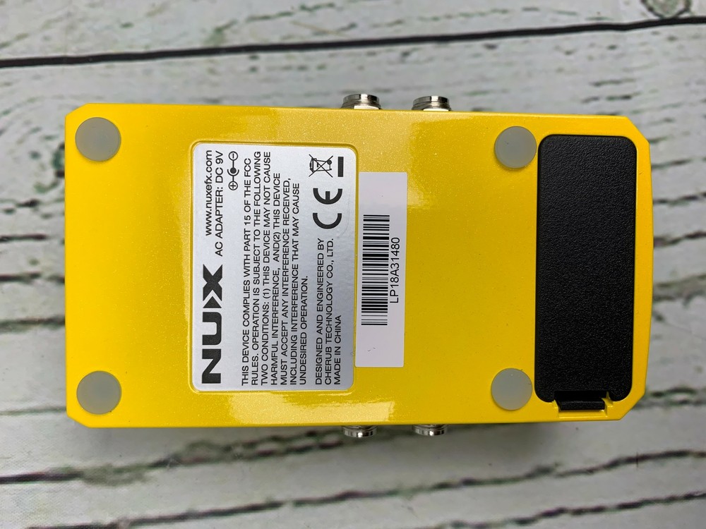 Loop Core Guitar Effect Pedal