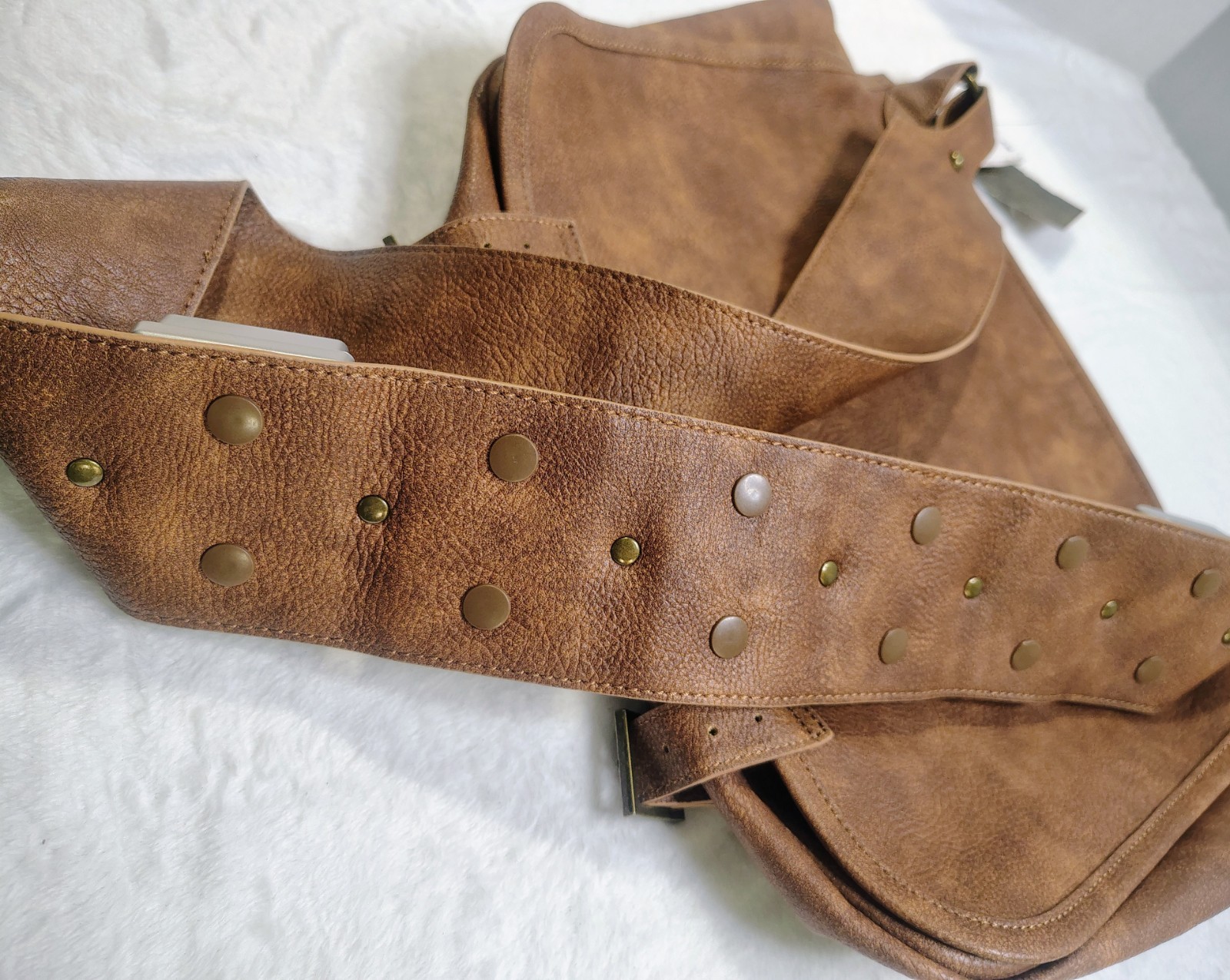 Disney Parks Chewbacca Star Wars Galaxy’s Edge Cross Body Lap Top Snap Bag