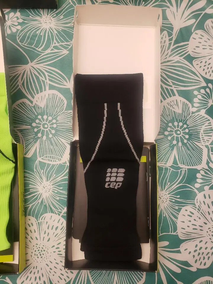 CEP Men's Pro+ SHORT CALF STYLE Compression Sleeves Performance Color & Size