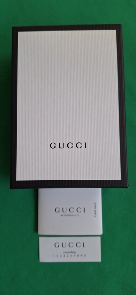 Authentic GUCCI  White Black  Empty Gift Box. Size 5.5×3.7 Great Condition