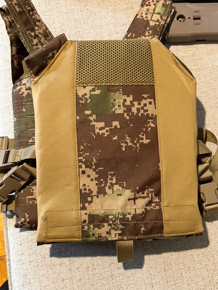 Planet Eclipse Cf20 Magazine dye mags Planet Eclipse Vest Package. Magfed Bundle