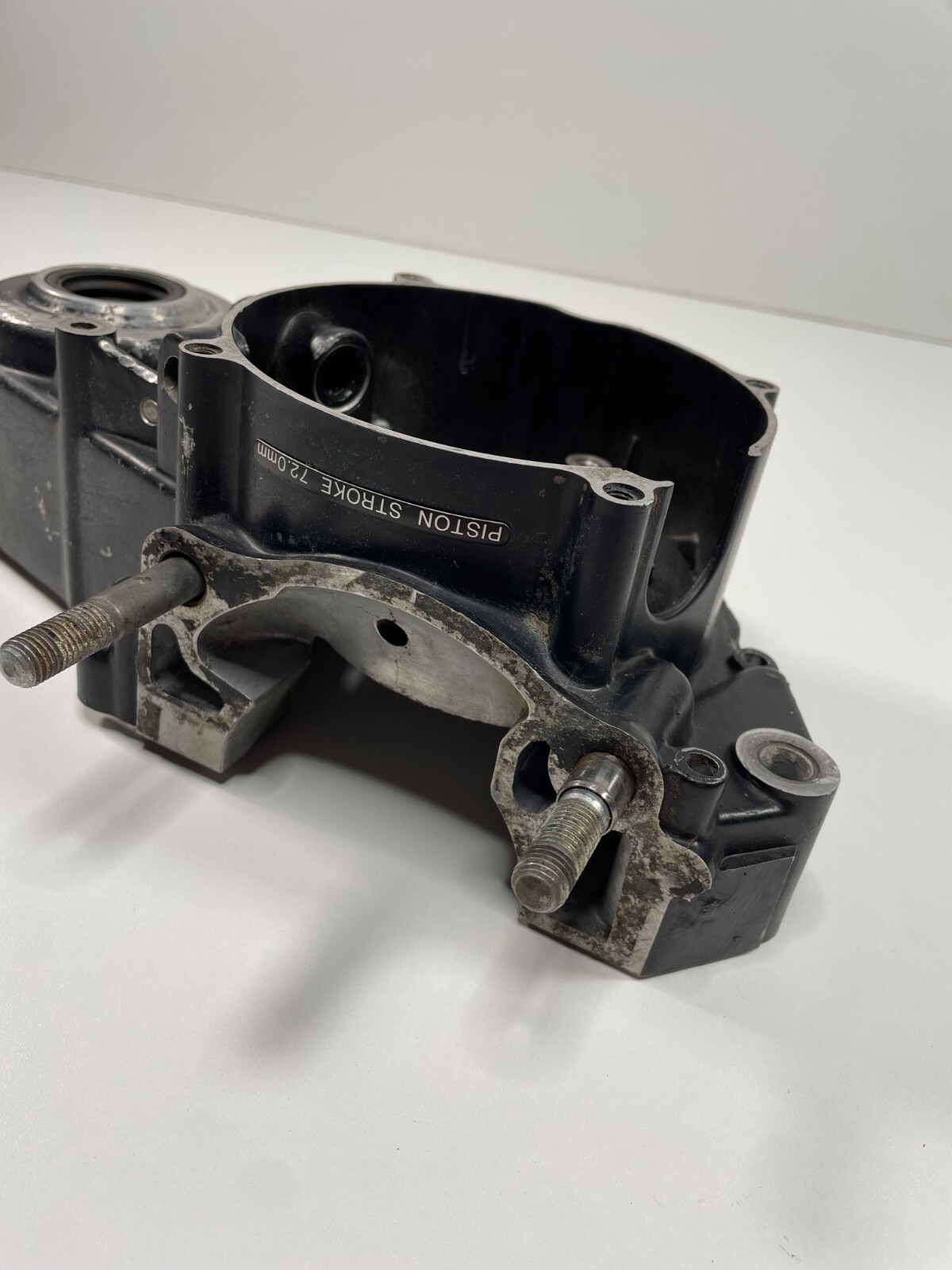 1991 Honda CR250R CR 250R OEM LEFT ENGINE MOTOR CASE