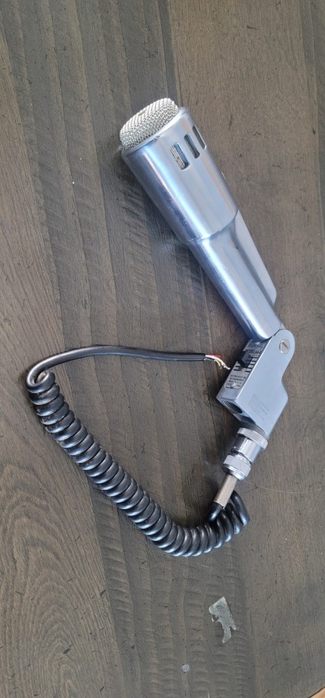 VINTAGE ELECTRO VOICE DYNAMIC MICROPHONE 664