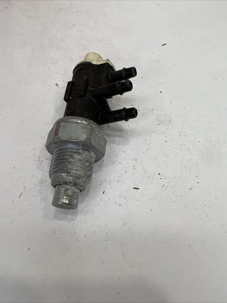 Ported Vacuum Switch Standard PVS10