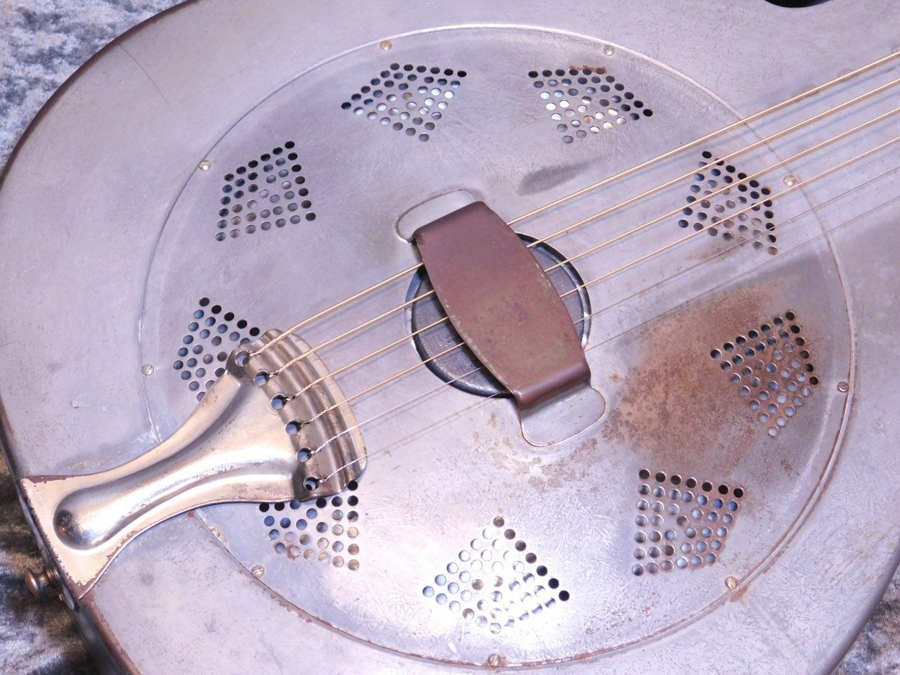 National Duolian 1931 resonator guitar