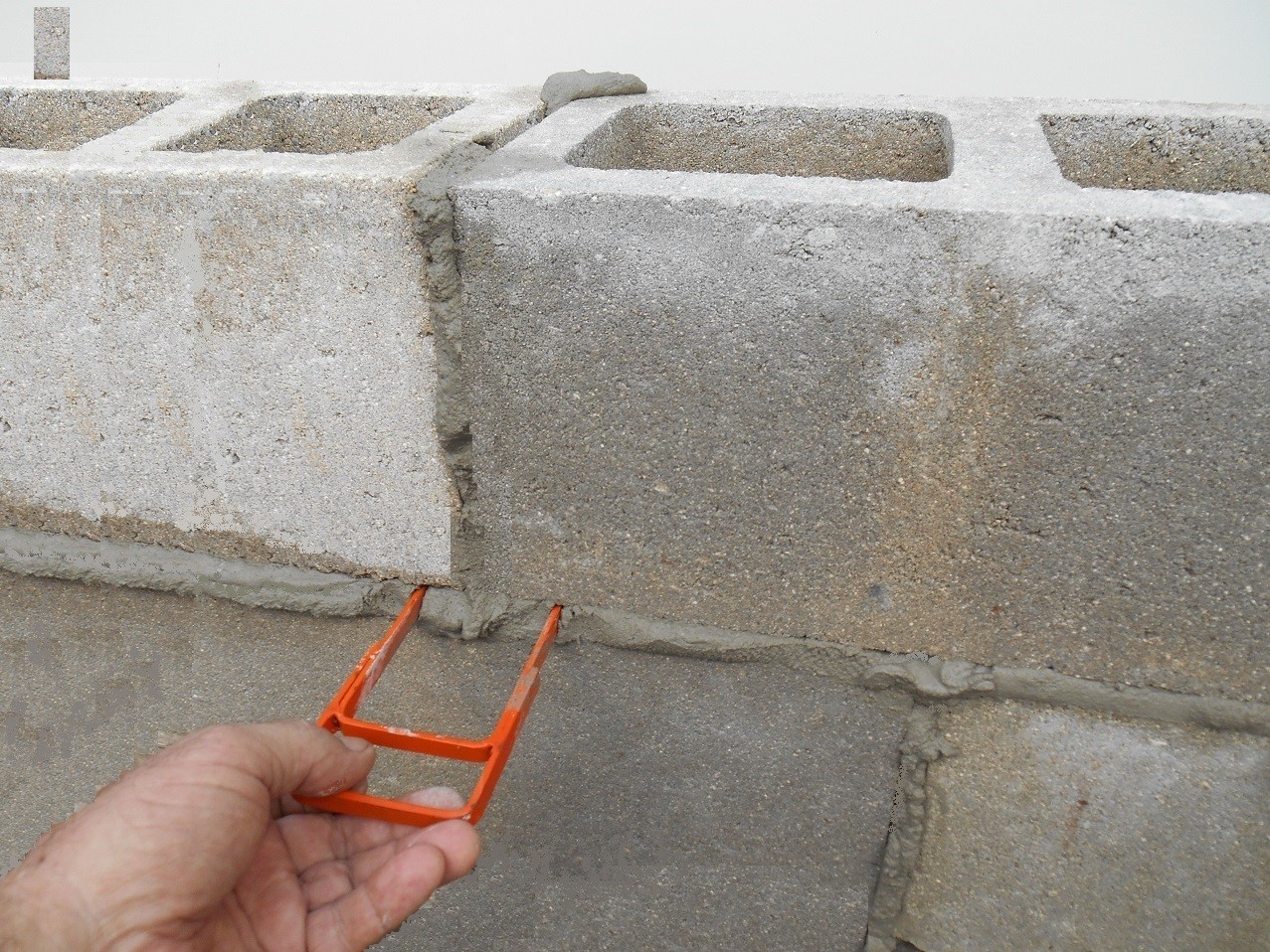 Masonry Fork & Compacting Trowel. Cement Block and Brick Joint Spacer Tool.