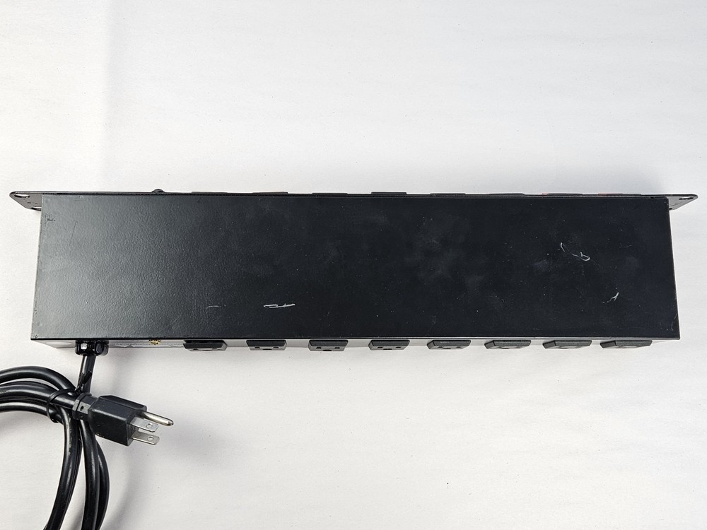 Eliminator Lighting Controller E-107 Rack Mount 8-Switch Power Strip Center 115V