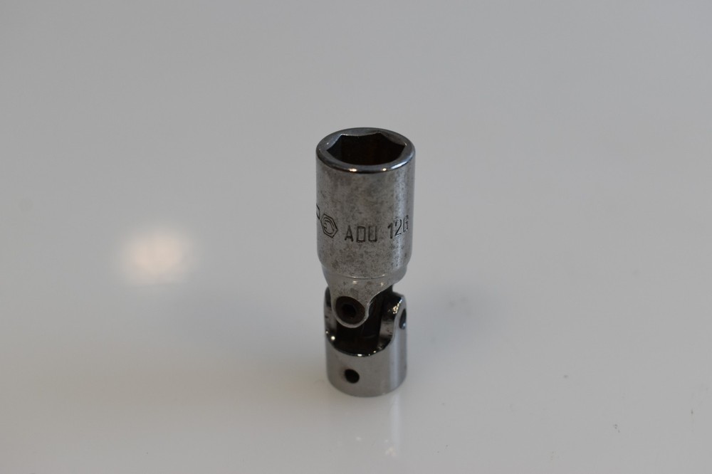 Matco Tools ADU126 3/8" SAE Universal Swivel Socket 1/4" Drive 6 Point Chrome