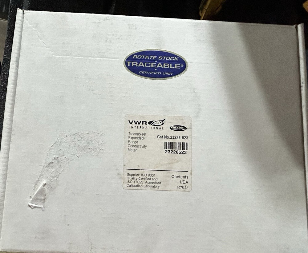 NEW!!VWR 23226-523 Traceable Expanded Range Conductivity Meter