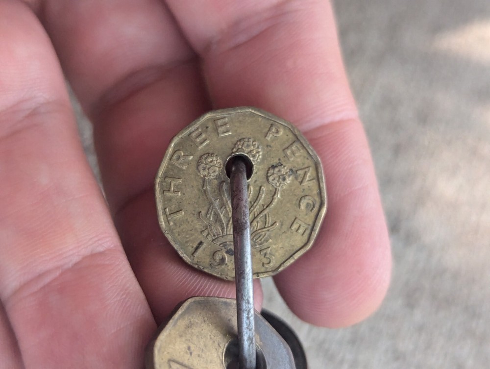 WW2 United States Army Trunk Keys W British Coins C9