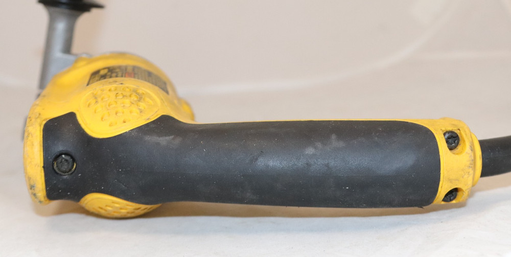 DEWALT DW235G Variable Speed Corded Drill