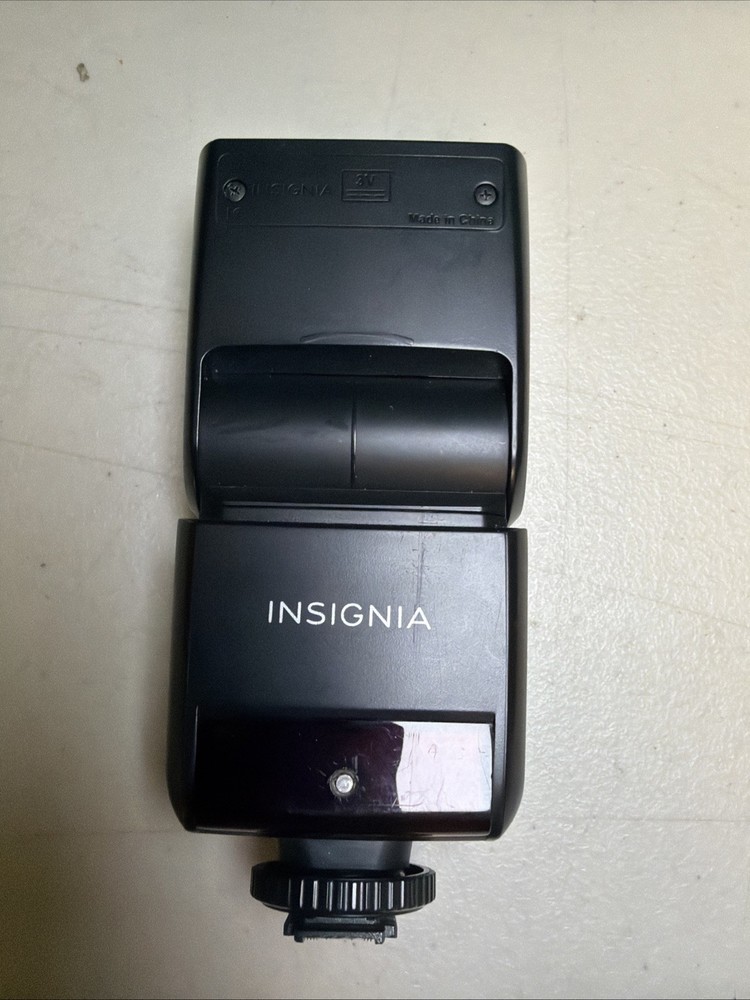 Insignia NS-DCF200s Camera Flash (used)