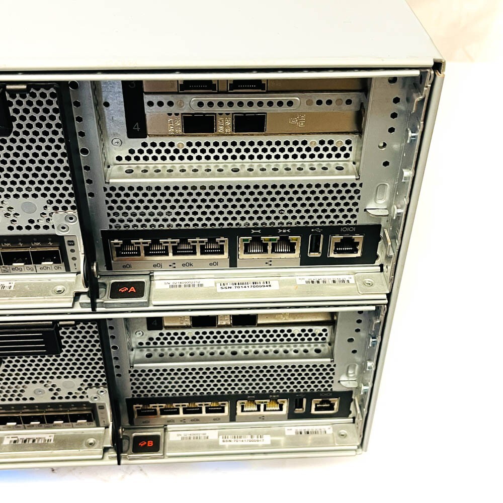 NetApp NAF-1302 Dual SAS Disk Array Filer System w/ 2x Controller 2x PSU 6x Fan