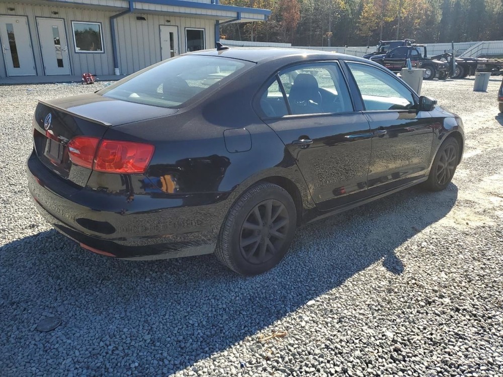 Engine ECM Electronic Control Module 2.5L Automatic Fits 11-14 JETTA 4889388