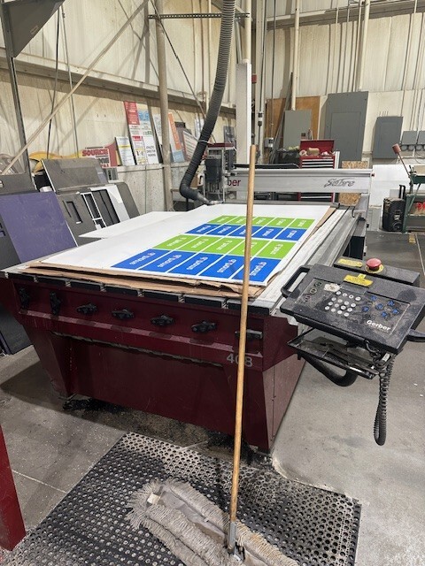 Gerber Sabre 408 CNC Flatbed Router (USED)