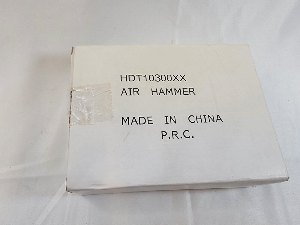 Husky Tools Pneumatic Air Hammer HDT103 w/ Chisel Bits