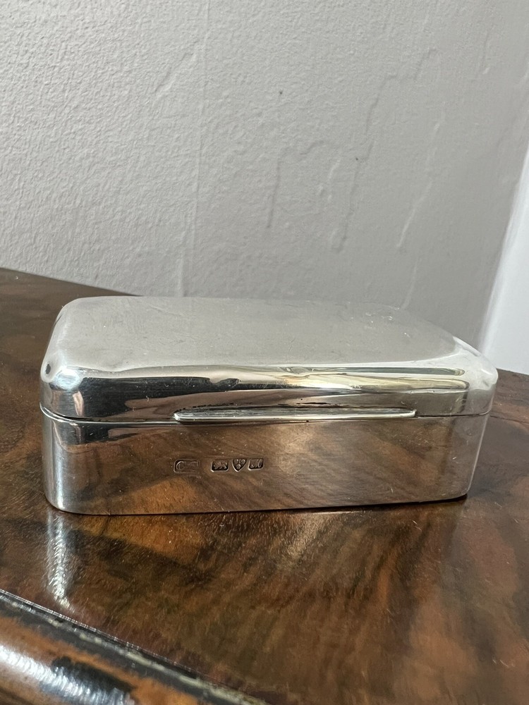 ANTIQUE HALLMARKED SOLID STERLING SILVER SNUFF BOX Cigarette Victorian Case