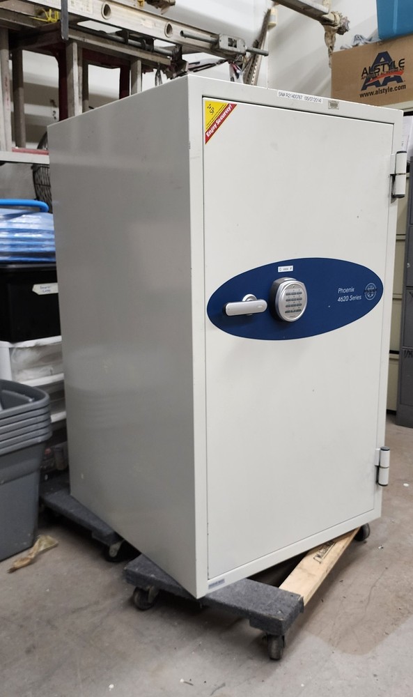 PHOENIX SAFE Data Commander 4620 Series Media Safe