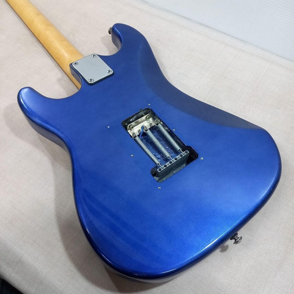 Mavis Stratocaster Metallic Blue