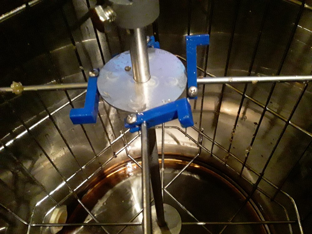 Tangential to Radial Conversion Kit for honey extractors