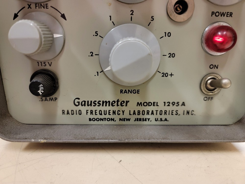 Radio Frequency Laboratories Model 1295A Gaussmeter