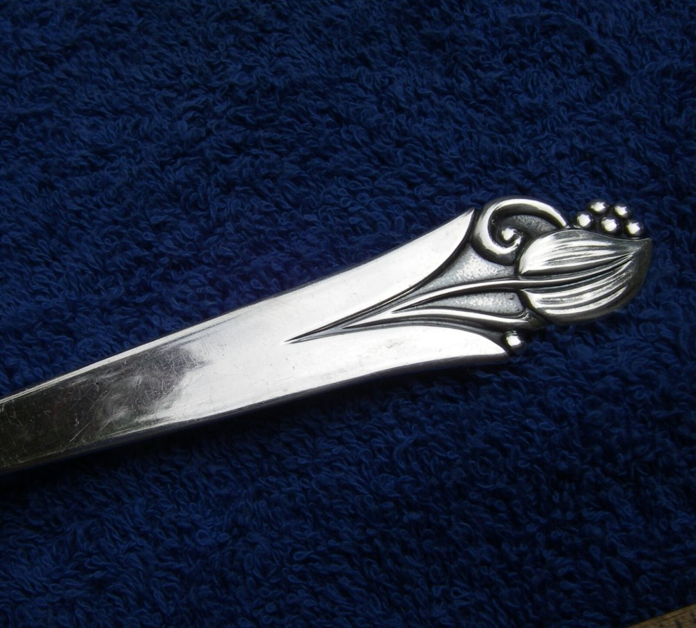 Frank W. Smith WOODLILY (1945) Solid Handle PIE SERVER-No Mono-NR