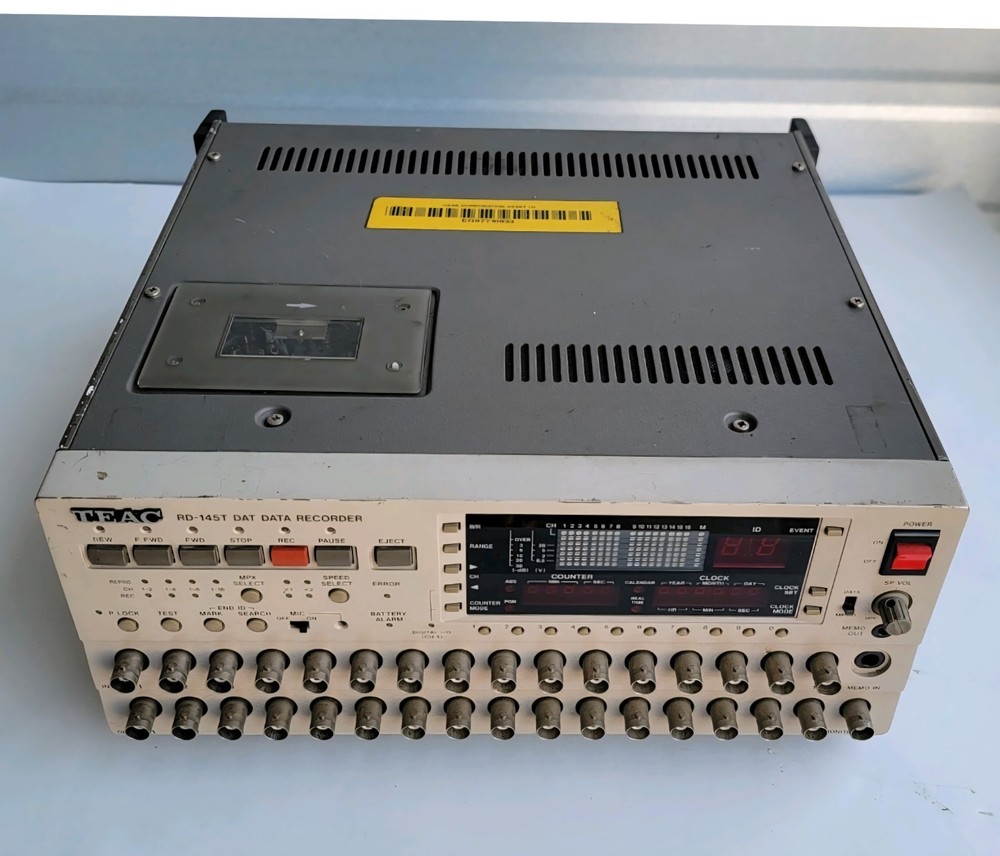 TEAC RD-145T DAT 16 CHANNEL DATA RECORDER.