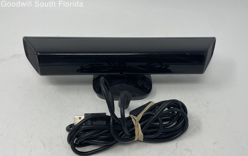 Microsoft Xbox 360 Model 1414 Black Kinect Sensor Motion Camera Not Tested