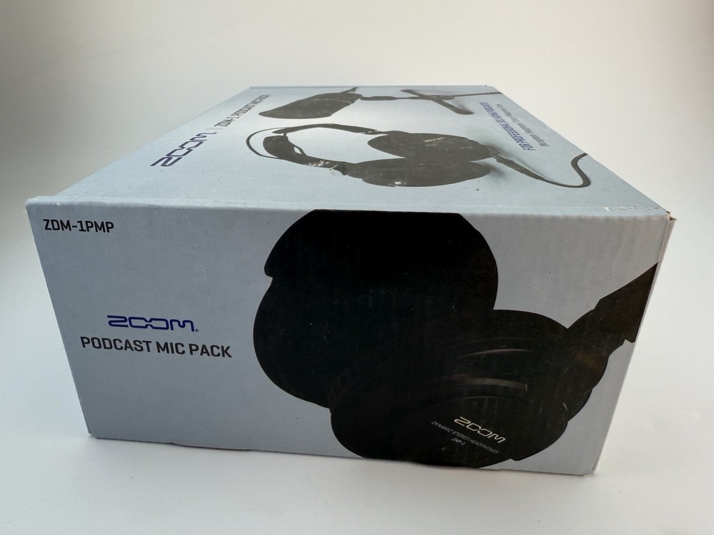 Zoom ZDM-1 Podcast Microphone Pack Accessory Bundle