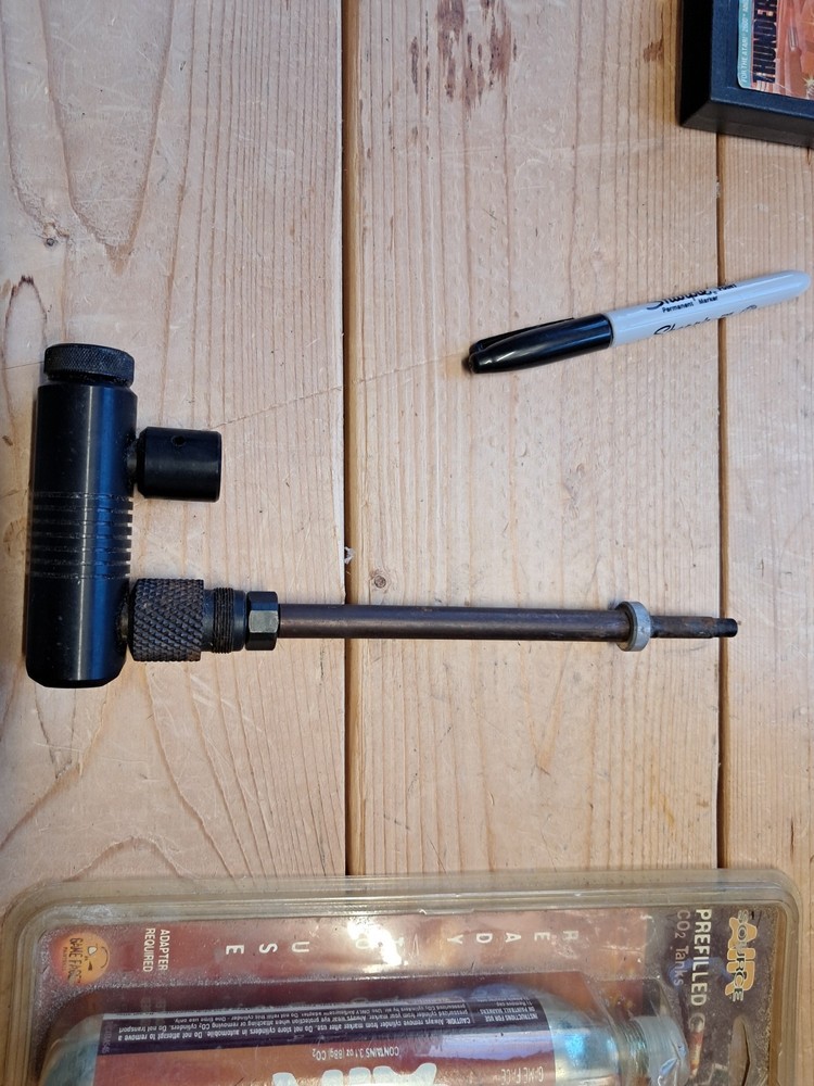 Crosman Airsource adapter for 1077