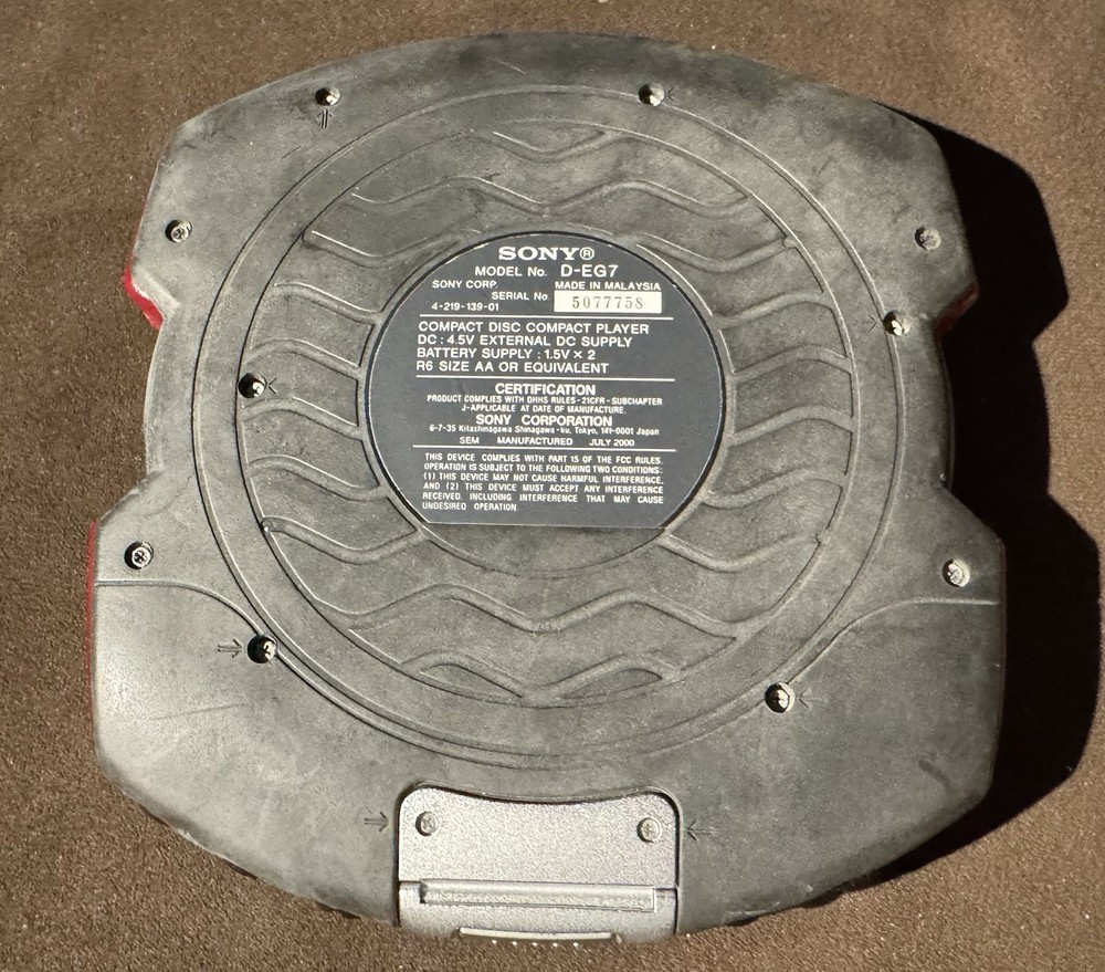 Sony Discman D-EG7 Portable CD Player ESP2 Compact Disc Tested Working