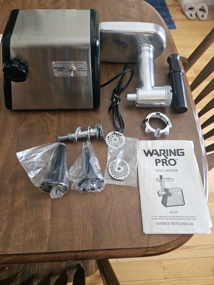 Waring MG100 Pro. Grinder/Sausage Stuffer