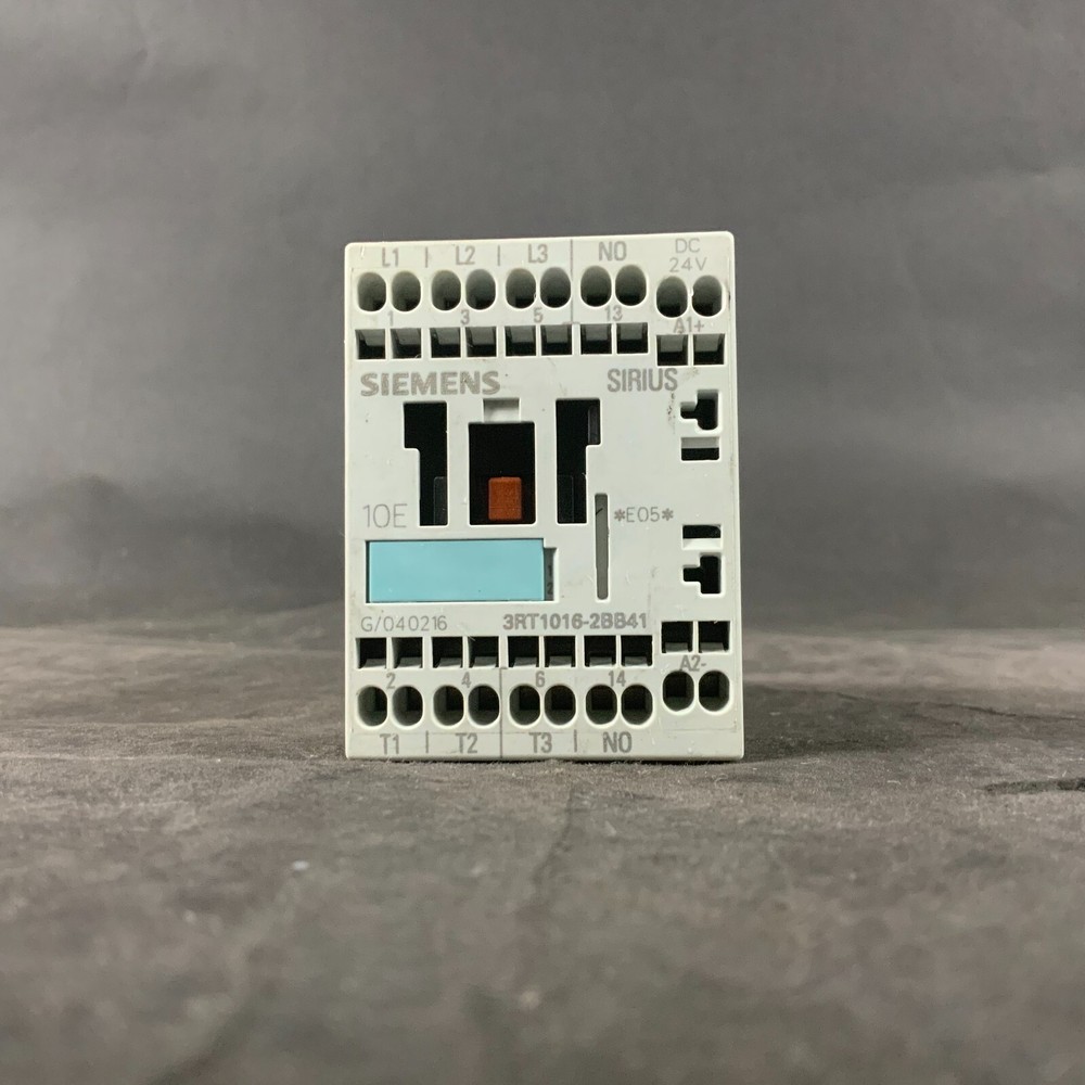 SIEMENS 3RT1016-2BB41 CONTACTOR ($25 OBO)