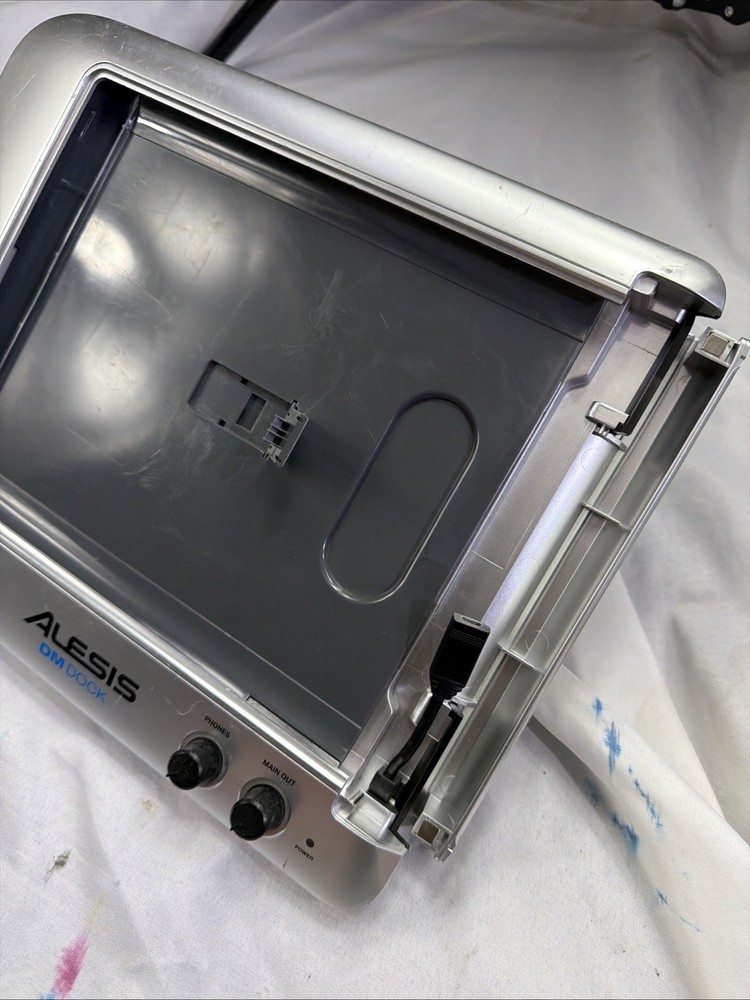 Alesis DM Dock