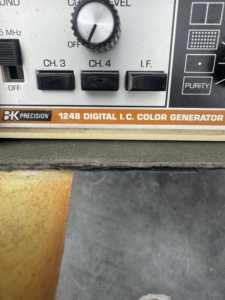 B&K Precision Model 1248 Digital I.C. Color Generator - As Is Untested