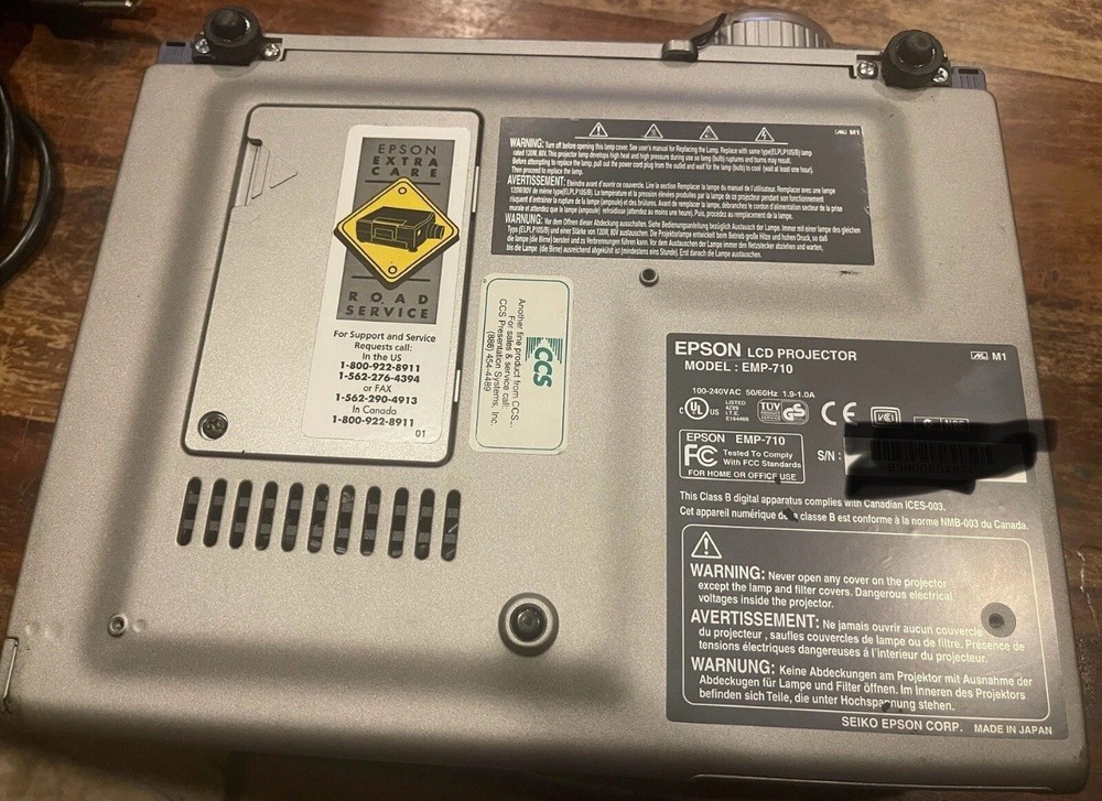 Epson LCD Projector Model EMP-710 PowerLite 710c 100-240v USED With Case