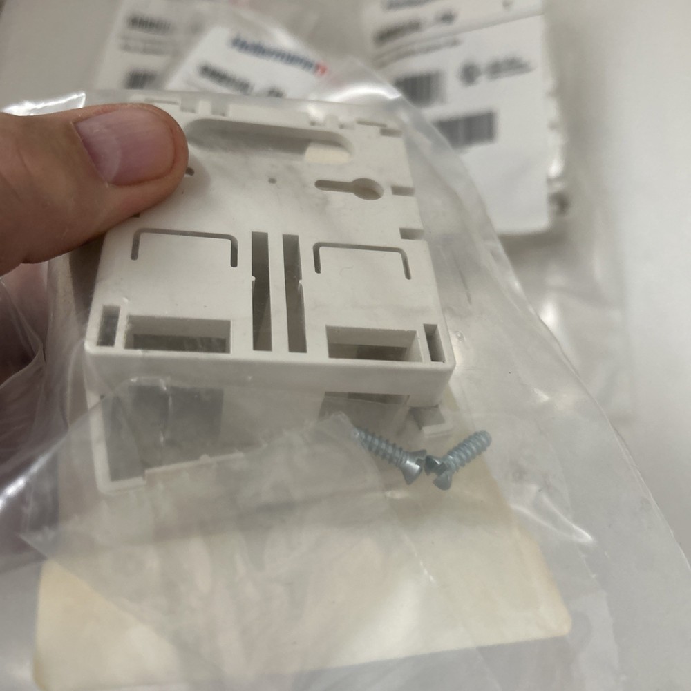 5 Pack Dual Surface Mount Box HellermannTyton SMBDuAL-FW