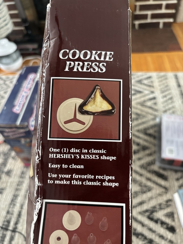 Hershey Kisses Cookie Press Kit 21 Discs 6 Tips Cookie Baking Decorating