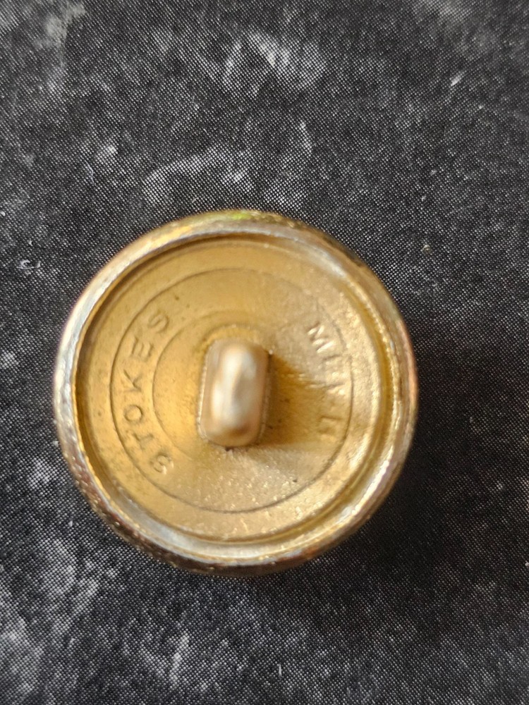 1980 - present small RAAOC button