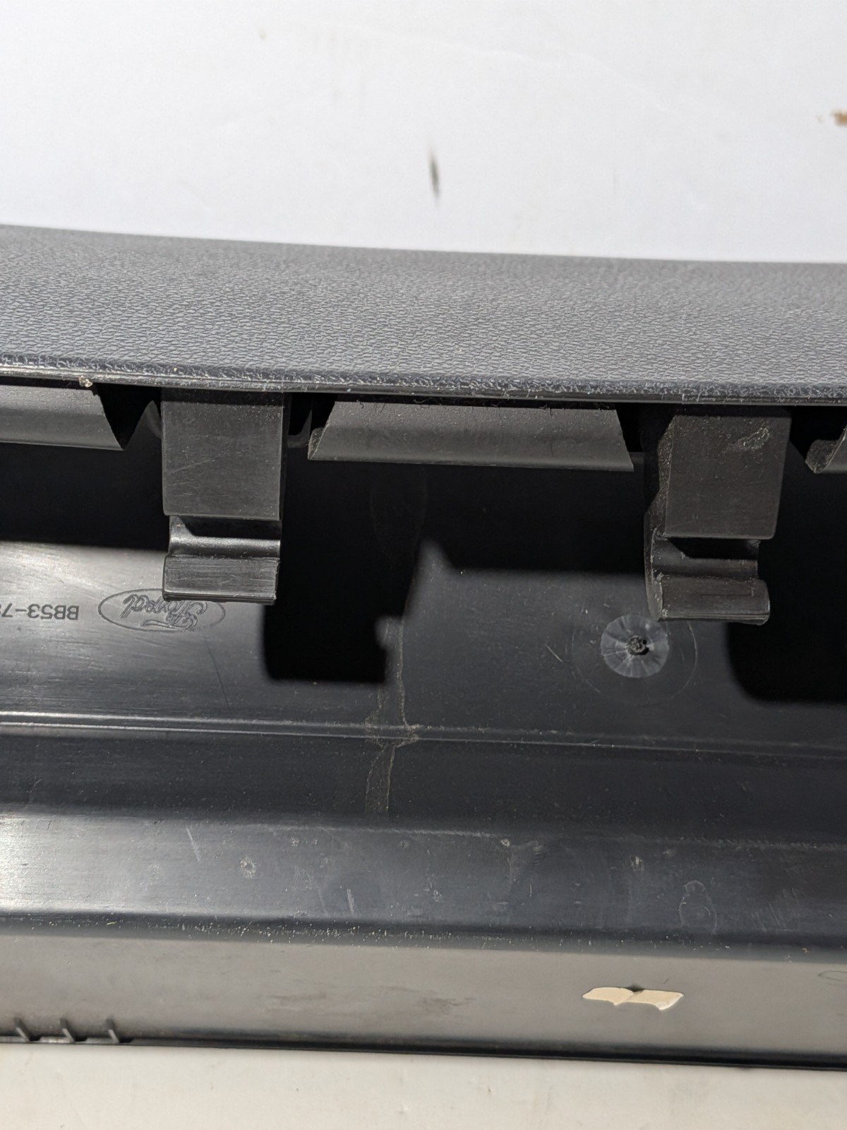 BB53-78060T10-AB/C 11-19 Ford Explorer Glove Box Door Black Silver Trim OEM