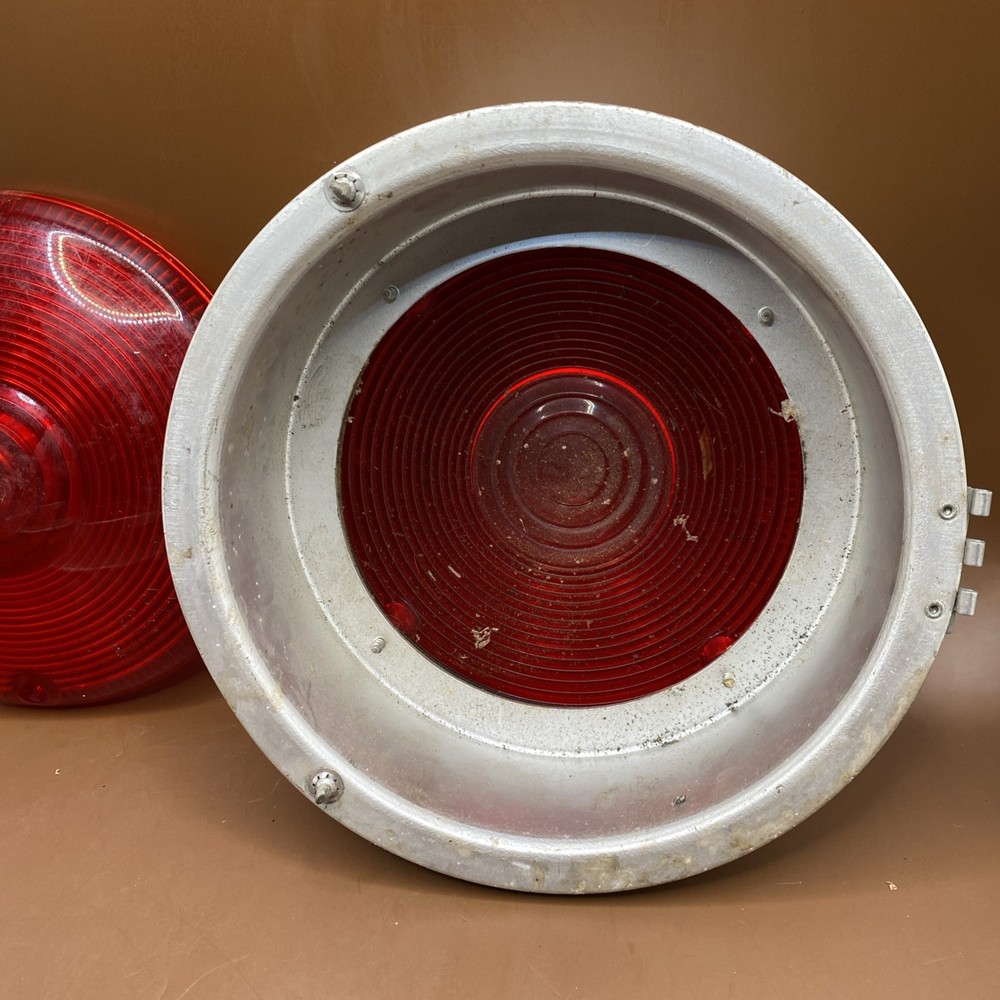 Attention Railfans! Starlite Transistorized Warning Light