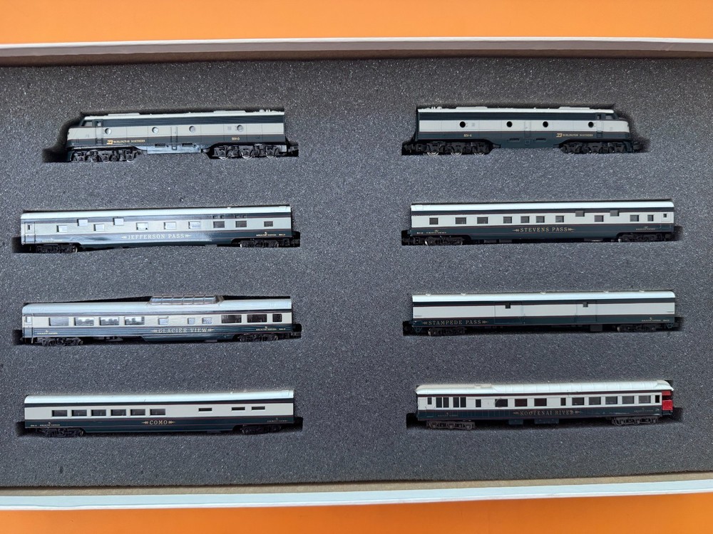 Con-Cor Burlington Northern 'Executive Train' Set